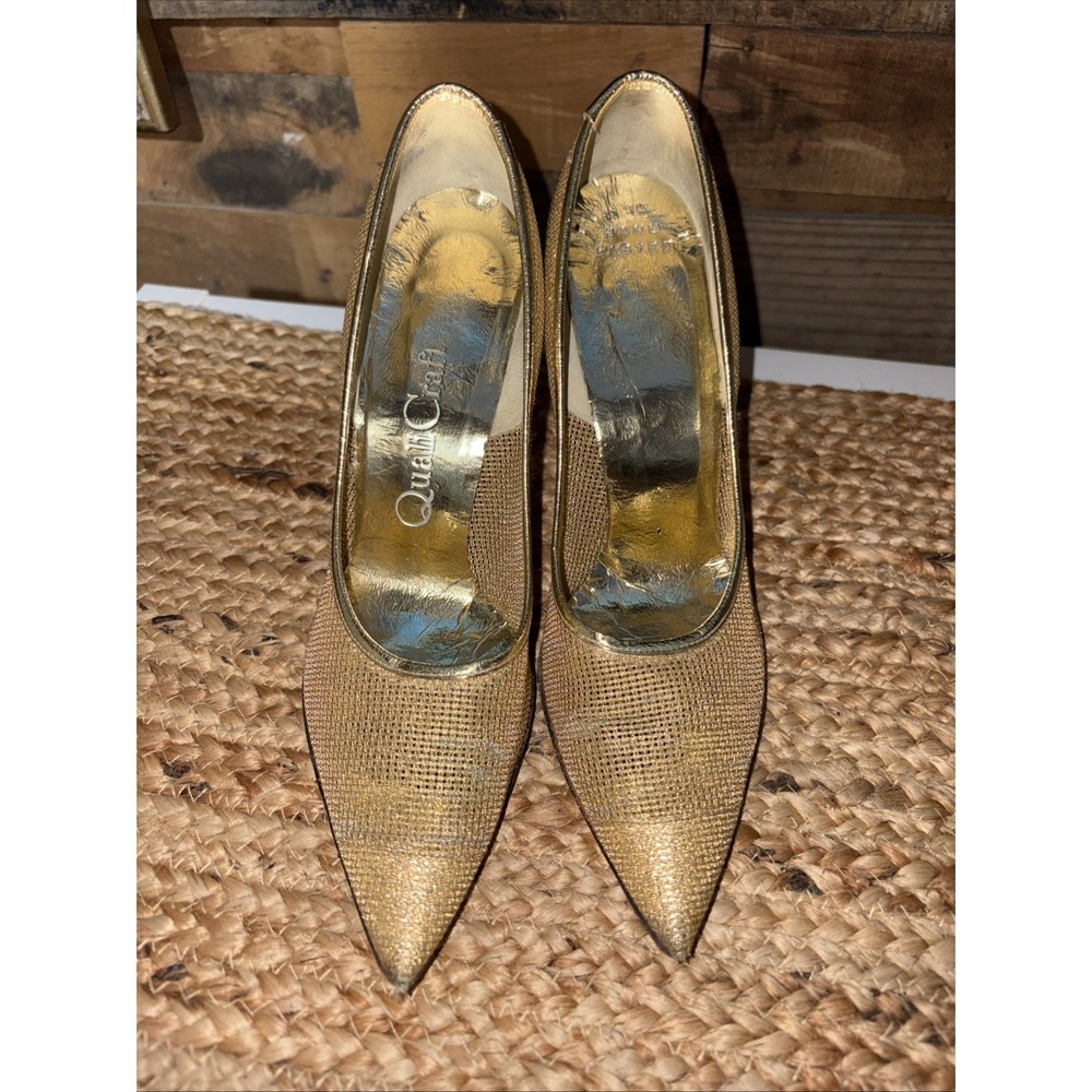 QualiCraft Vtg Gold Mesh Disco Pointed Toe Pumps Heels Hand Lasted Sz 7 Stiletto